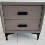 Naktinis staliukas / Beige